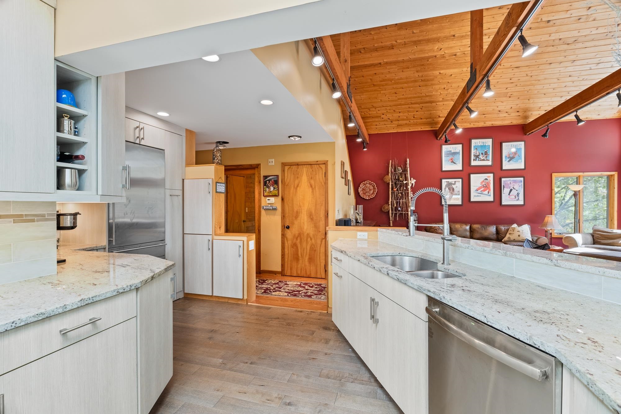 19 Roundtree Road Winhall, VT 05340 - Photo 14 of 40