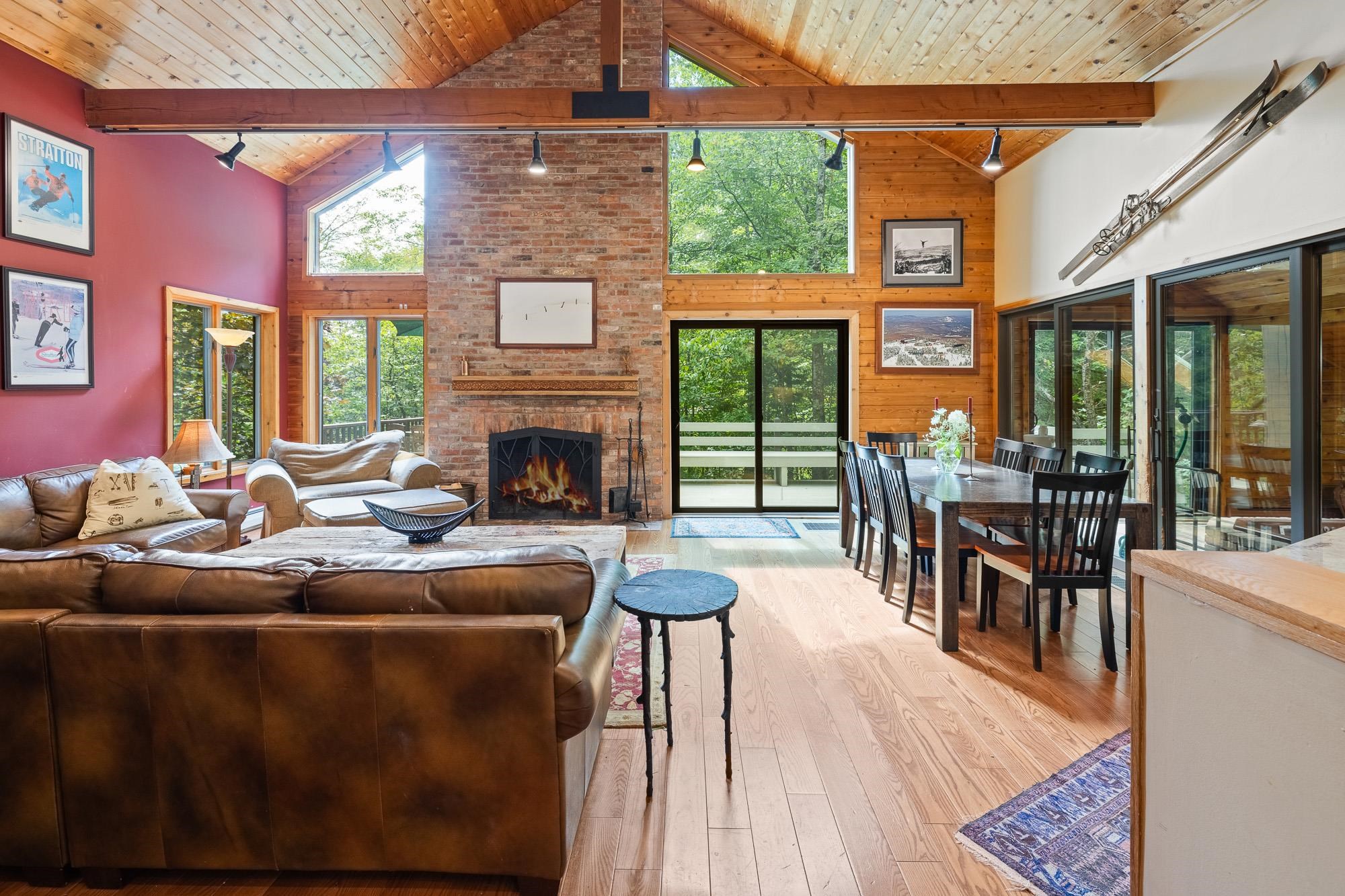 19 Roundtree Road Winhall, VT 05340 - Photo 6 of 40