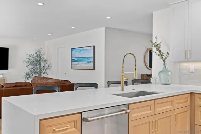 a close view of sink and tap