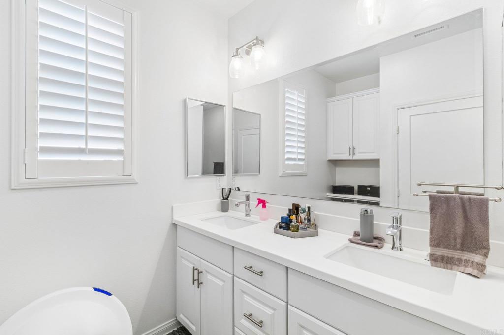1533 Fig Tree Way Oceanside, CA 92056 - Photo 22 of 33