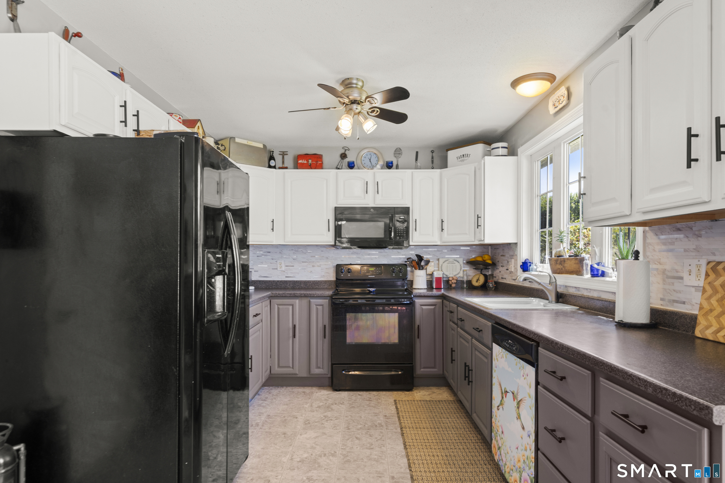 71 Post Road Enfield, CT 06082 - Photo 14 of 35 Gallery Image 14