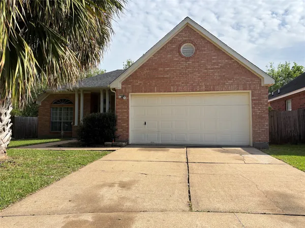 $2,200 | 15803 Mission Estates Court, Houston, TX 77083