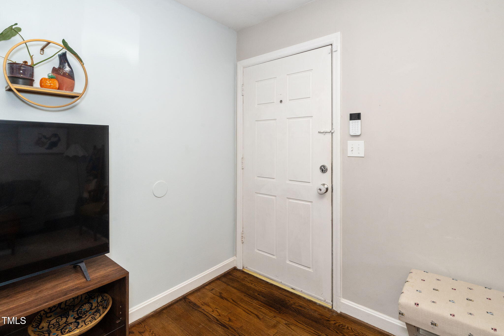 3109 Crandon Lane Raleigh, NC 27604 - Photo 8 of 24 7-web-or-mls-3109 Crandon (1 of 27)