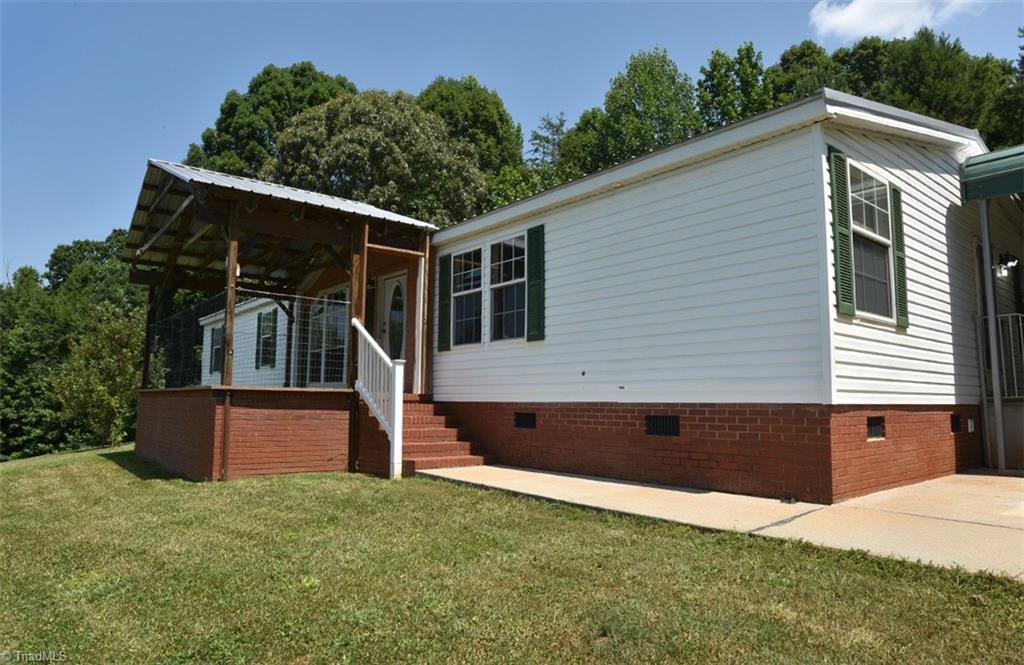 1924 Junction Road Mocksville, NC 27028 - Photo 3 of 48