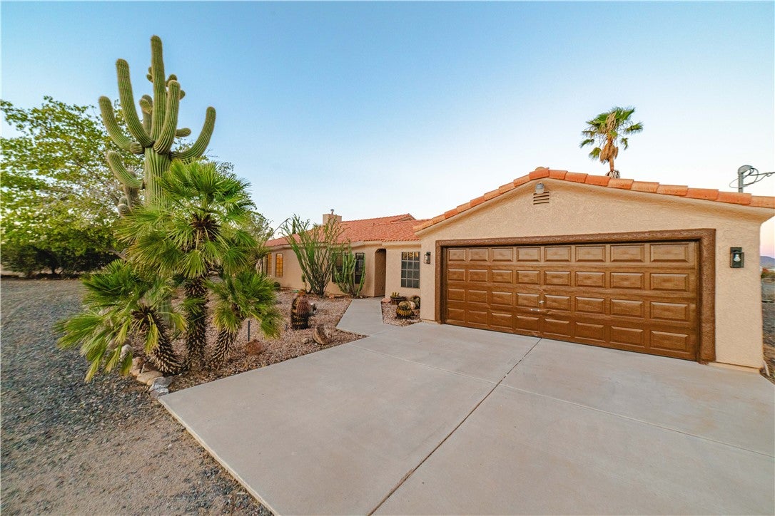 3840 North Santa Maria Road Golden Valley, AZ 86413 - Photo 2 of 56 Gallery Image 2