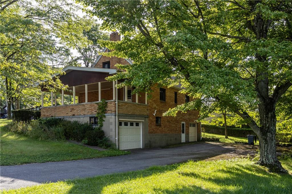 1045 Silver Lane McKees Rocks, PA 15136 - Photo 7 of 27 Gallery Image 7