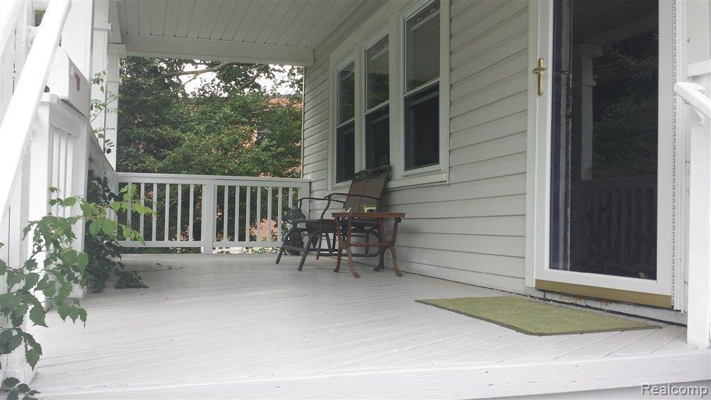 22906 Power Road Farmington, MI 48336 - Photo 4 of 23 20130822_172336.jpg