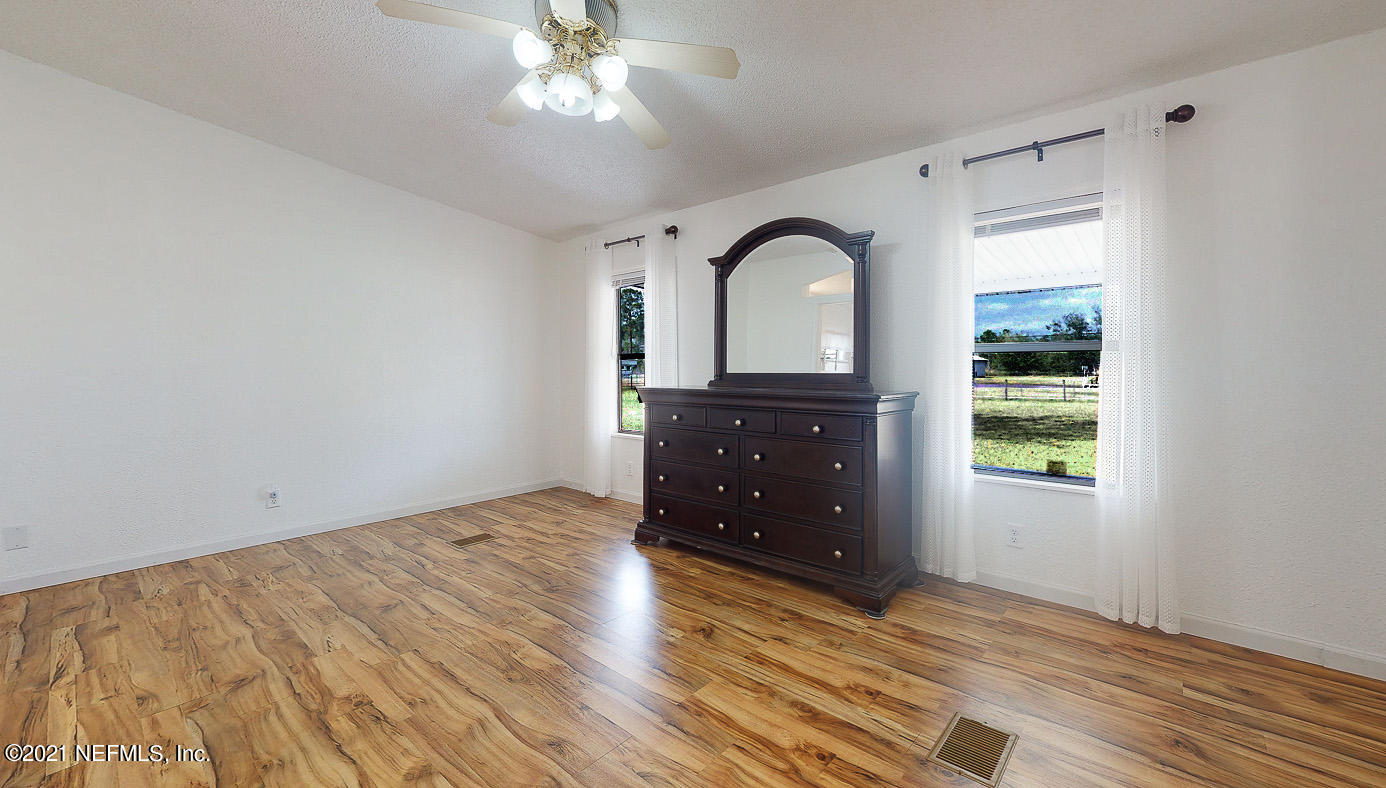 1460 Long Horn Road Middleburg, FL 32068 - Photo 12 of 32 Bed Master Room