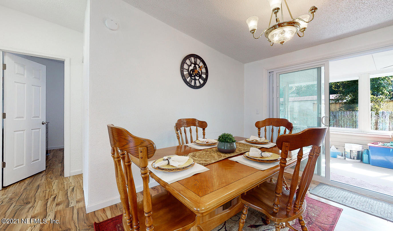 1460 Long Horn Road Middleburg, FL 32068 - Photo 8 of 32 Dining Room