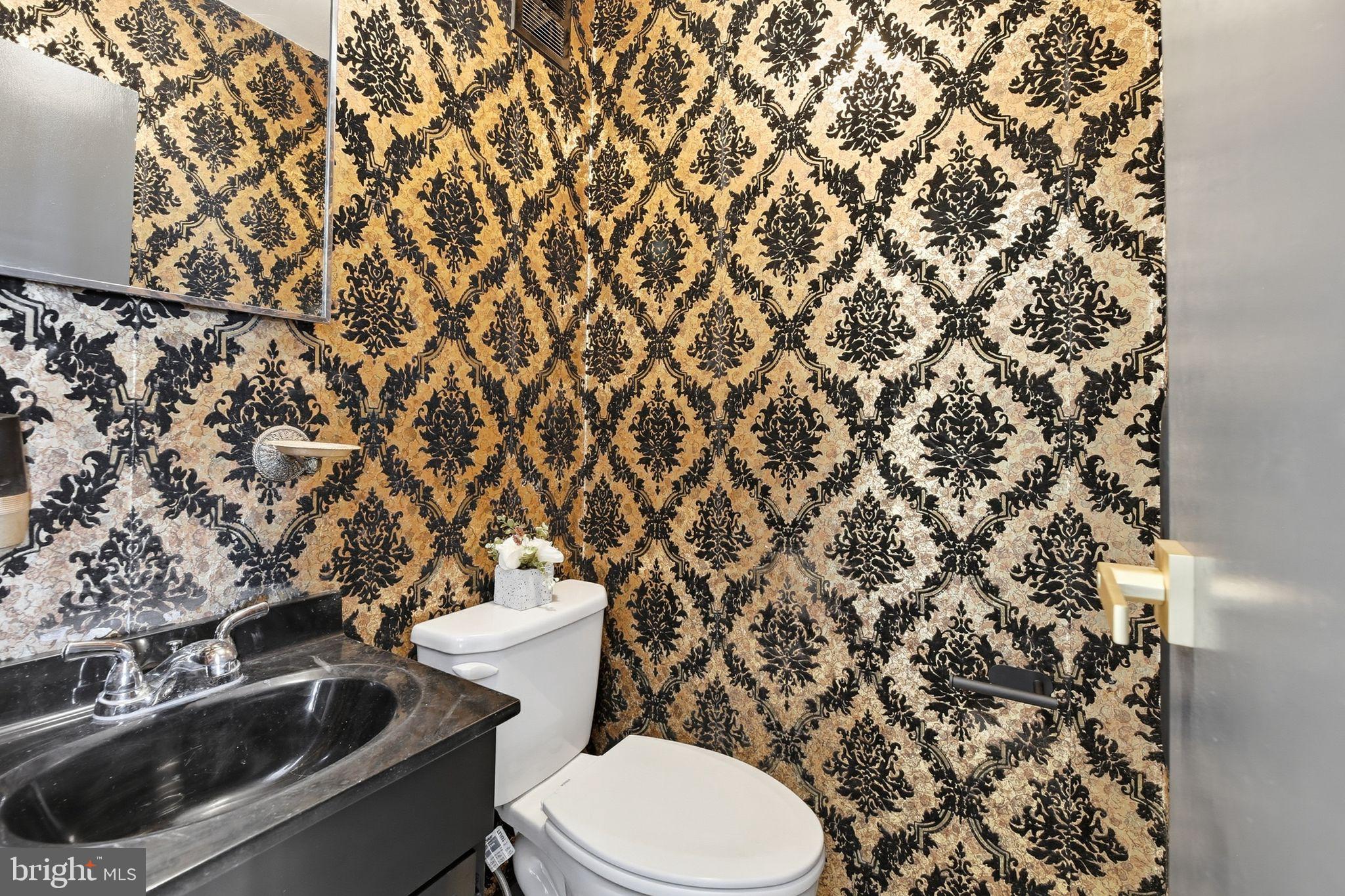 12754 Hollins Road Philadelphia, PA 19154 - Photo 19 of 32