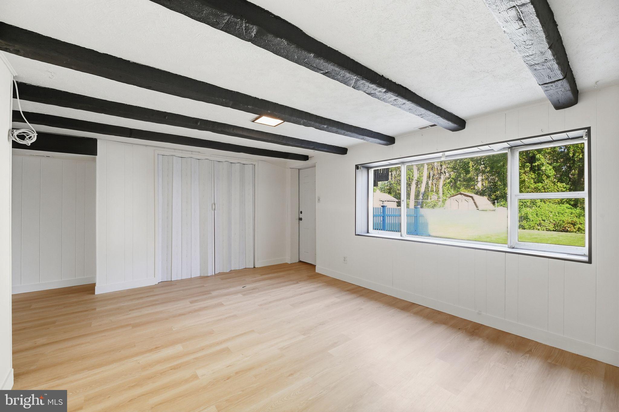 12754 Hollins Road Philadelphia, PA 19154 - Photo 21 of 32