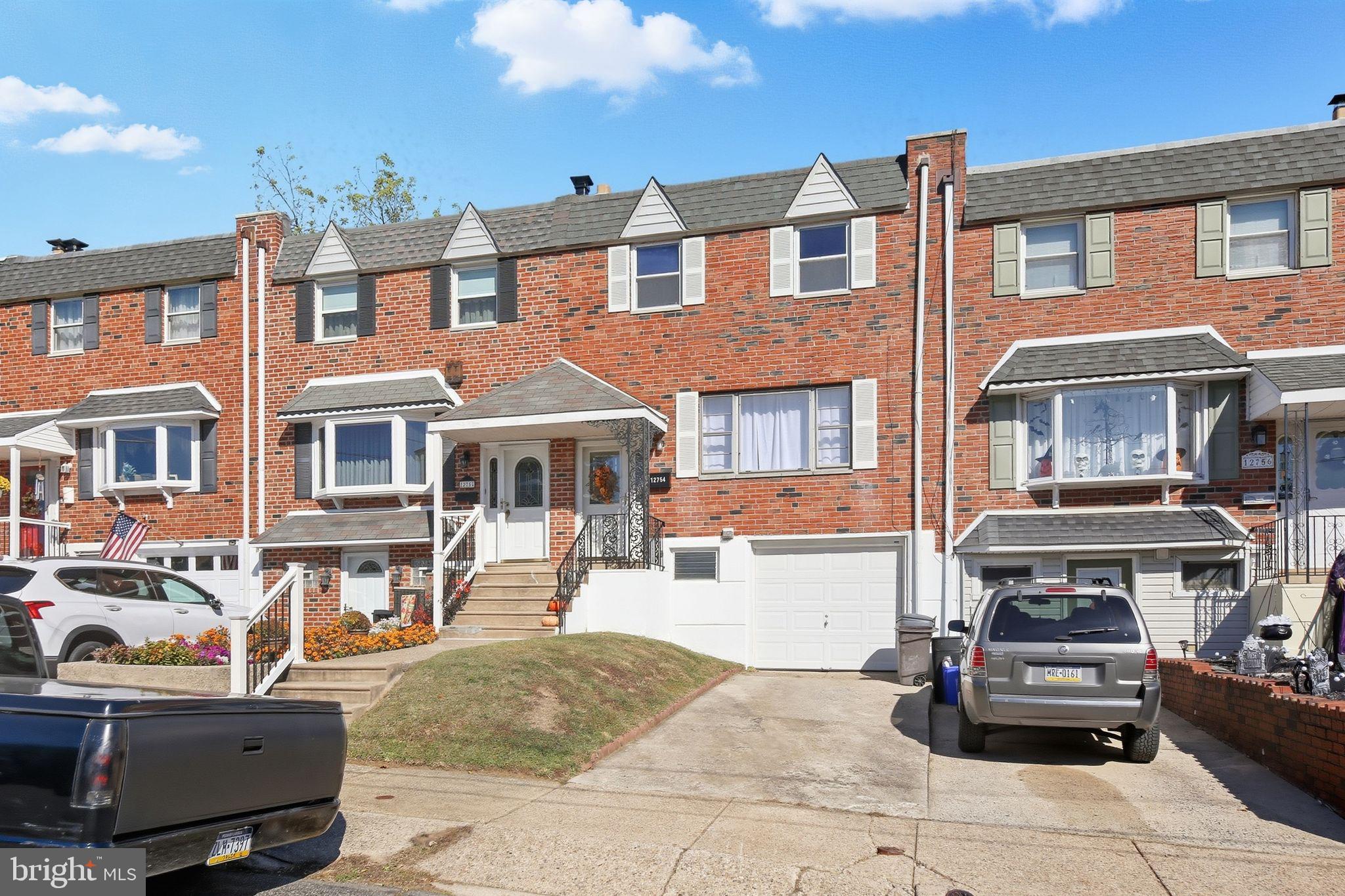 12754 Hollins Road Philadelphia, PA 19154 - Photo 31 of 32