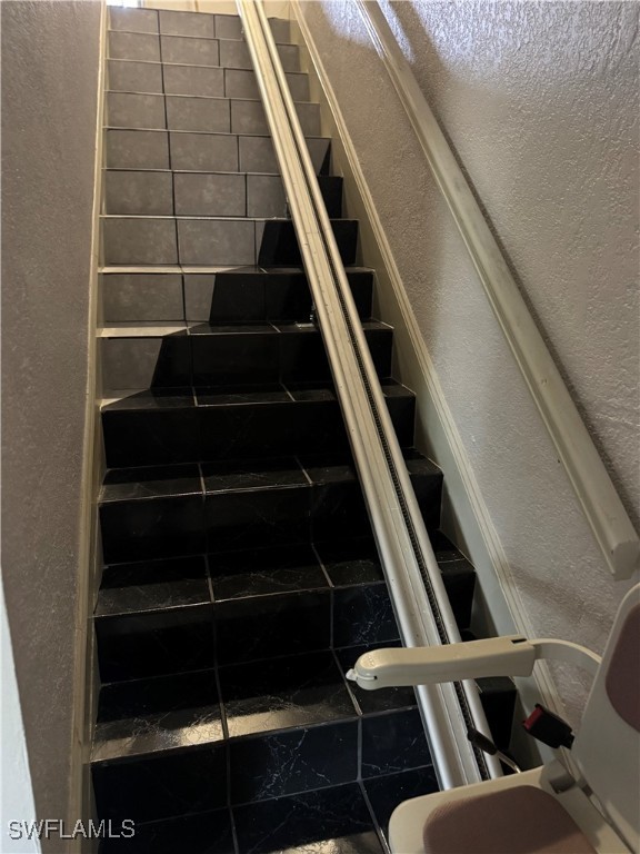 806 West 80th Place Hialeah, FL 33014 - Photo 6 of 17 a view of an empty walk in closet