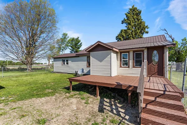 $129,900 | 9032 Us Route 150, Oakwood, IL 61858