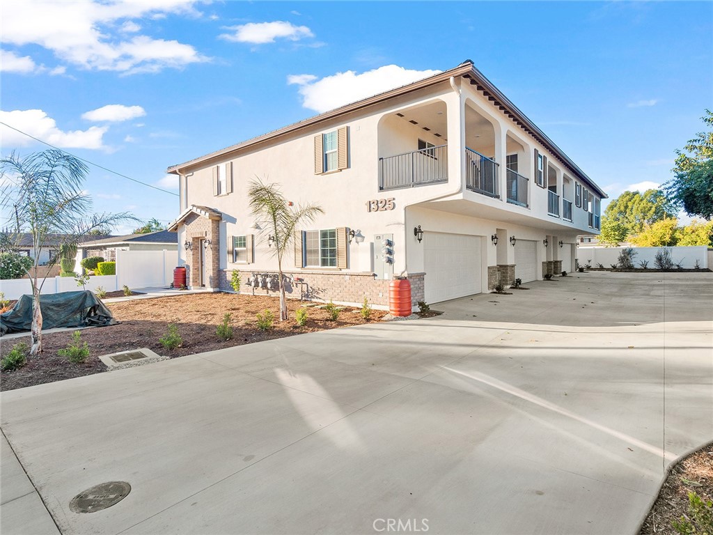 1325 West Grand Avenue, Unit 3 Pomona, CA 91766 - Photo 1 of 30