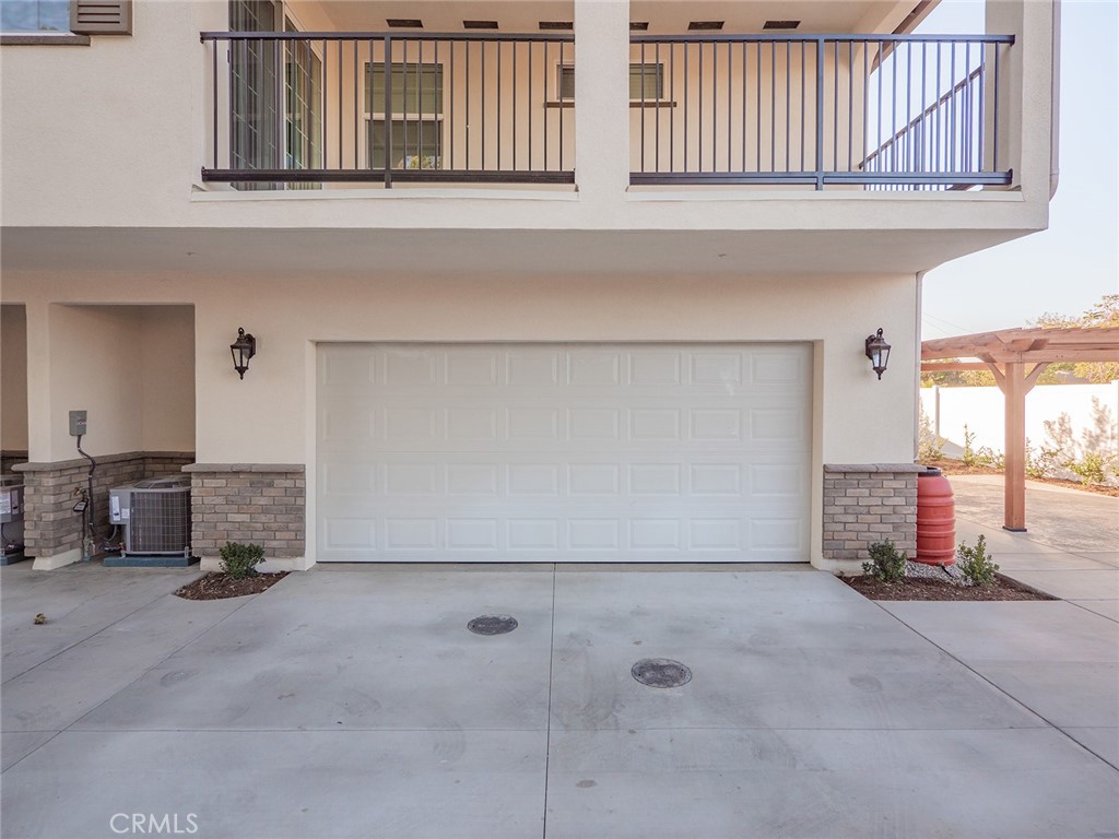 1325 West Grand Avenue, Unit 3 Pomona, CA 91766 - Photo 26 of 30 a view of a livingroom with furniture