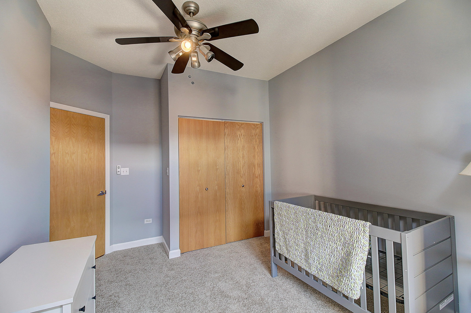 41 East 8th Street, Unit 1007 Chicago, IL 60605 - Photo 14 of 24