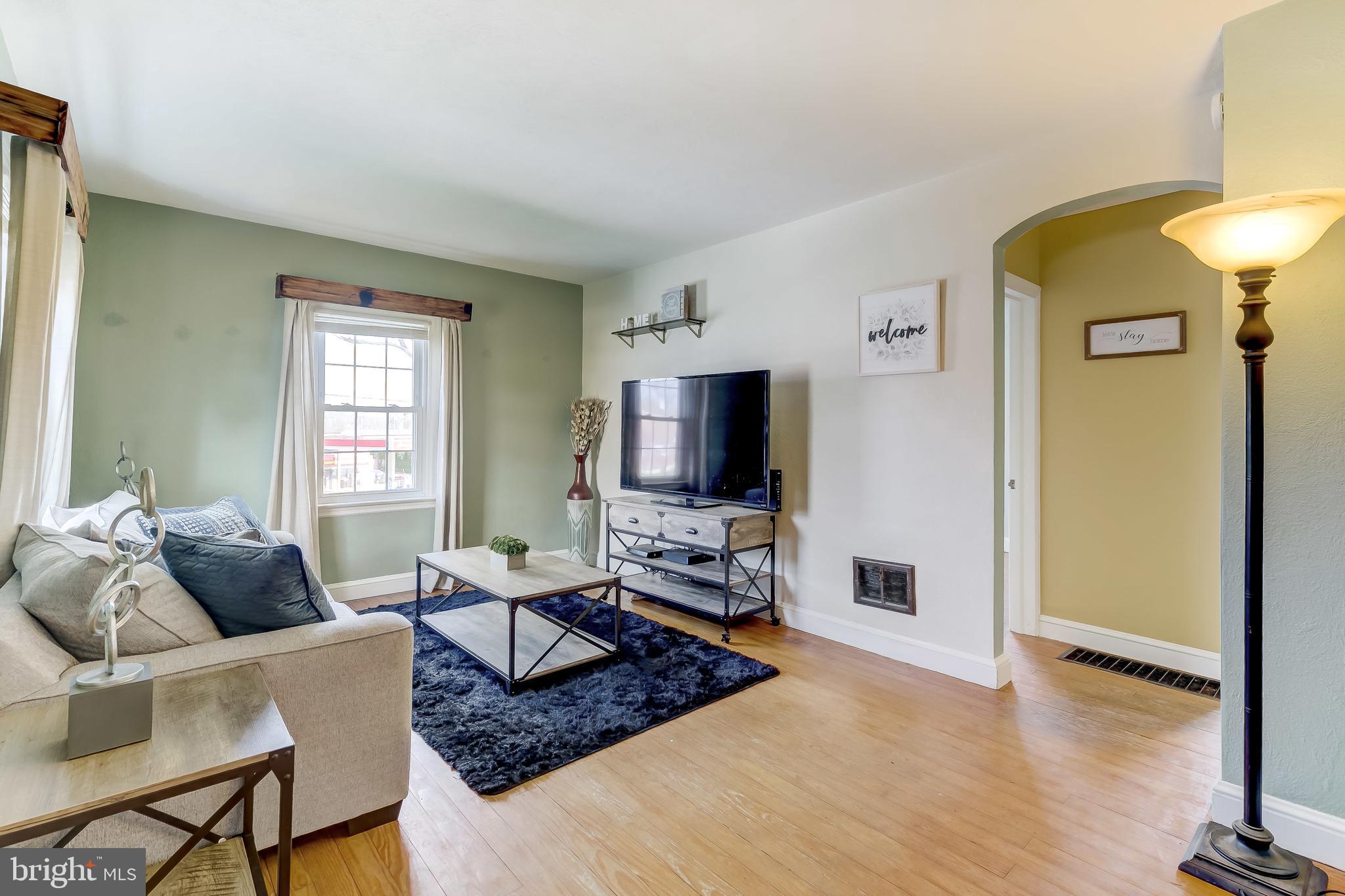 48 Ridgeway Drive York, PA 17404 - Photo 4 of 30 Gallery Image 4