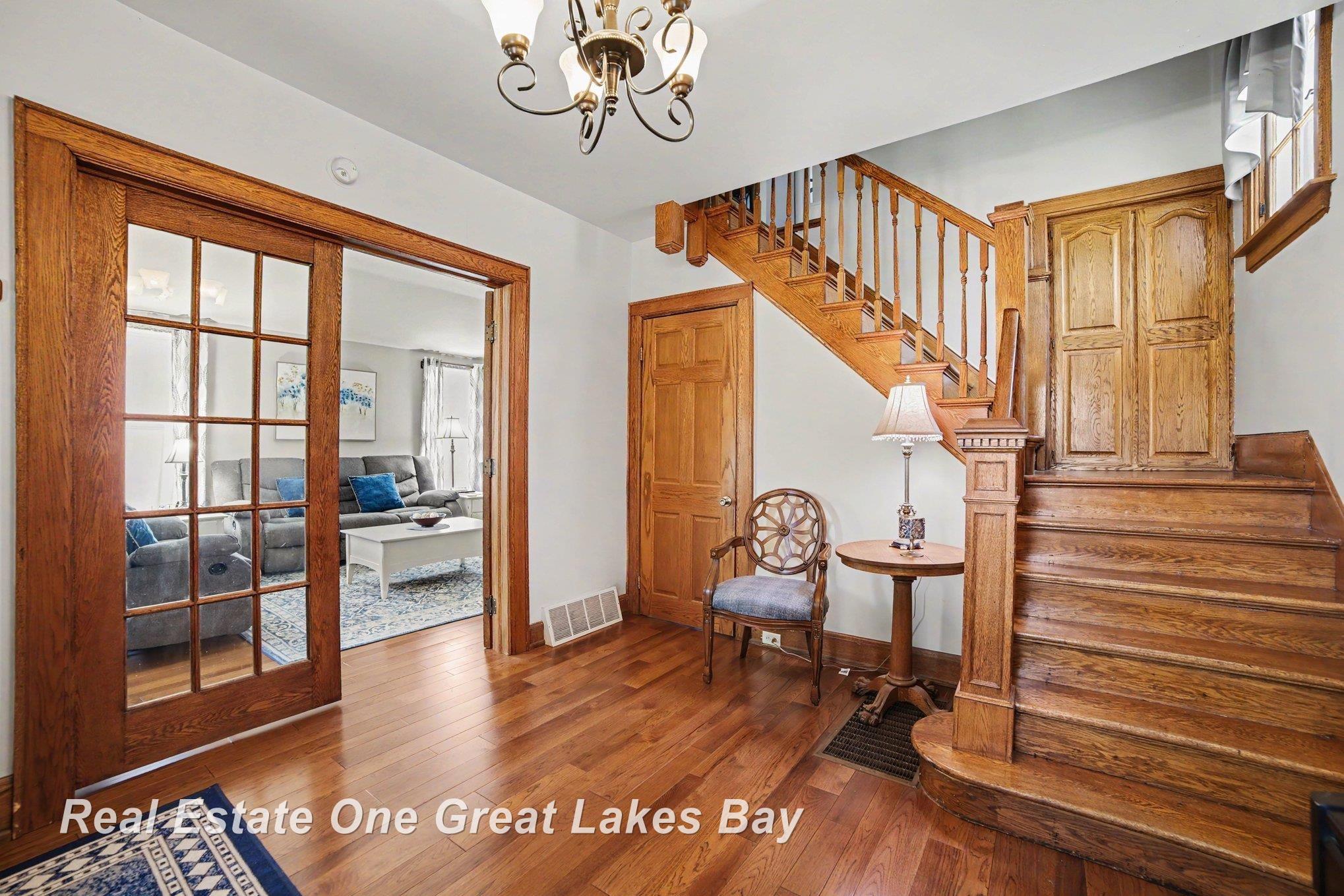 2107 10th Street Bay City, MI 48708 - Photo 7 of 31
