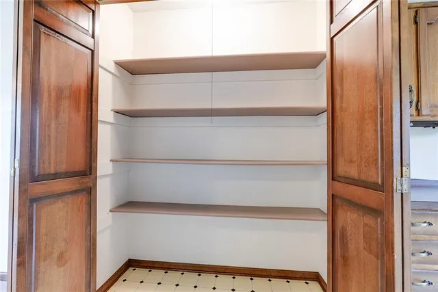 $325,000 | 1104 Southwest Mic-O-Say Drive, Blue Springs, MO 64015