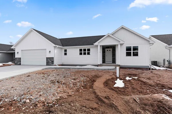 $439,900 | N9278 Constellation Drive, Appleton, WI 54915
