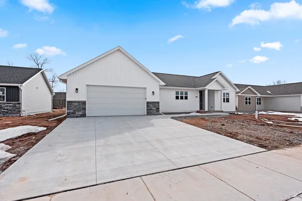 $439,900 | N9278 Constellation Drive, Appleton, WI 54915