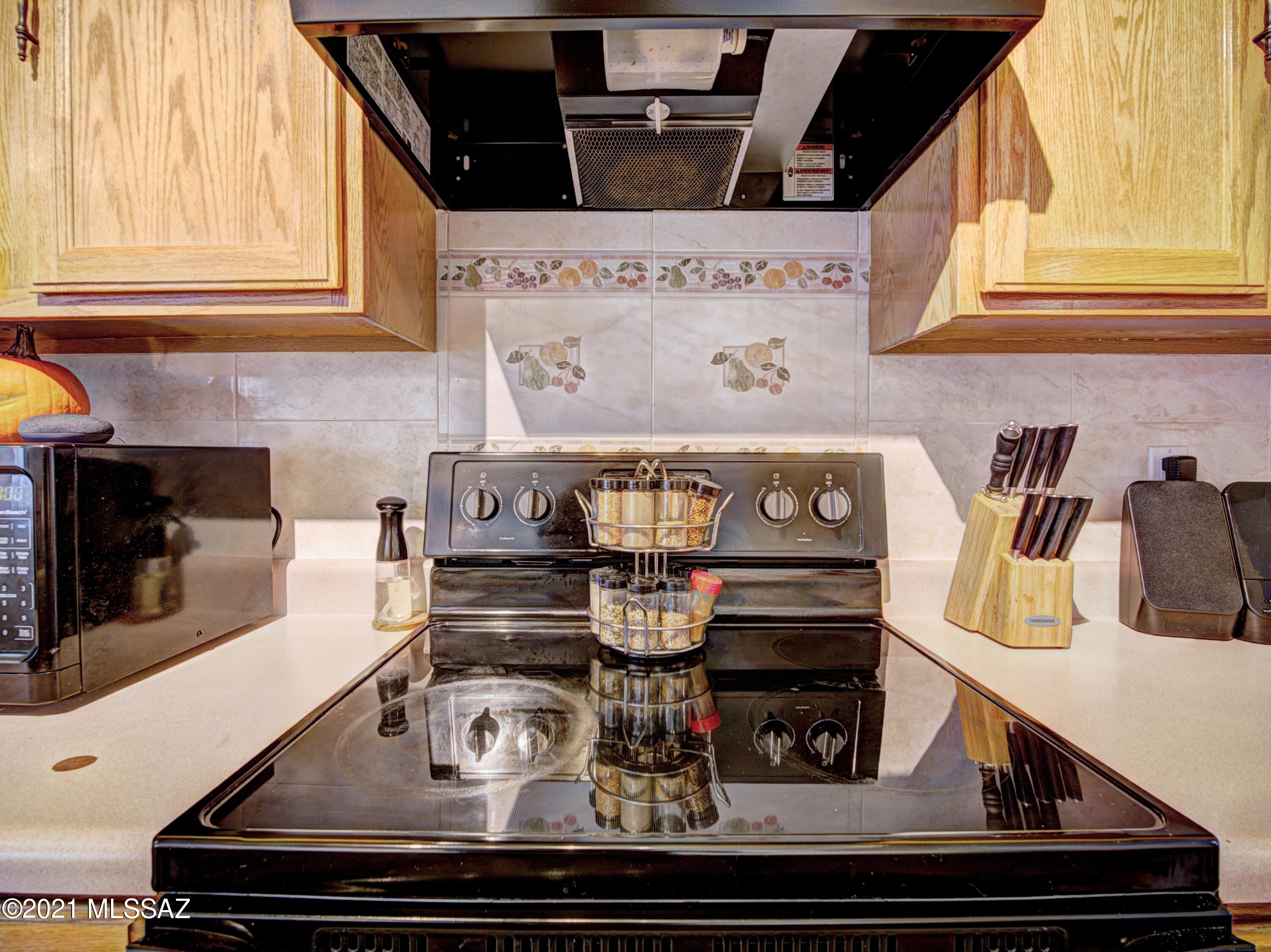 440 Camino Ramanote Rio Rico, AZ 85648 - Photo 9 of 25