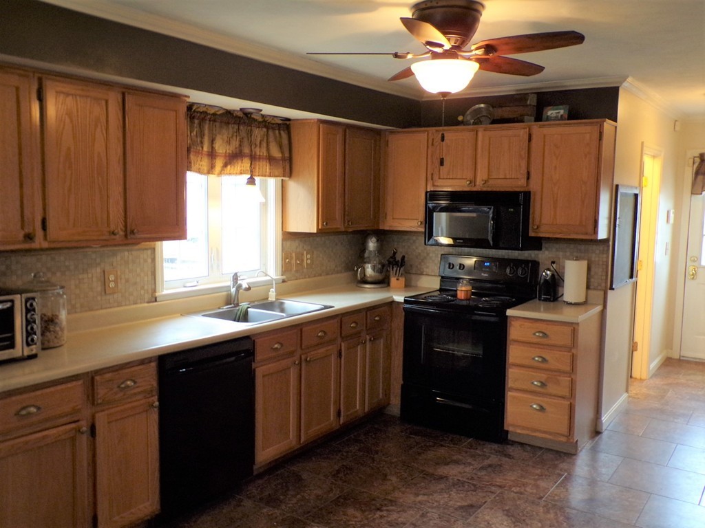 2329 Barre Road Hardwick, MA 01037 - Photo 11 of 25