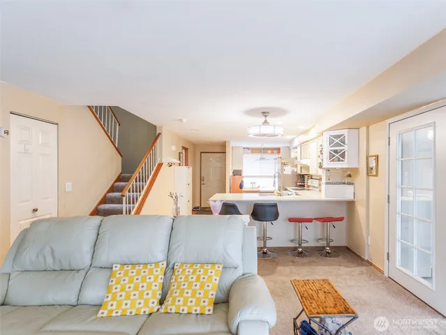 $520,000 | 411 South 328th Place, Federal Way, WA 98003