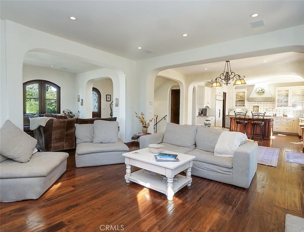 1724 Vía Estudillo Palos Verdes Estates, CA 90274 - Photo 13 of 45 a living room with furniture and wooden floor
