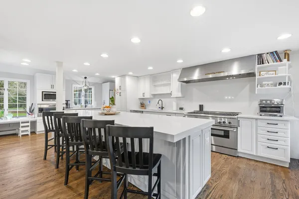 $1,849,000 | 23 Middle Pond Path, Marstons Mills, MA 02648