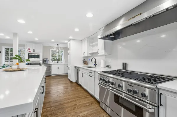 $1,849,000 | 23 Middle Pond Path, Marstons Mills, MA 02648