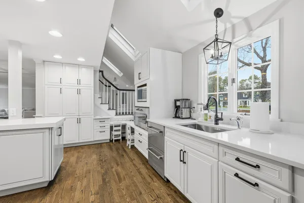 $1,849,000 | 23 Middle Pond Path, Marstons Mills, MA 02648