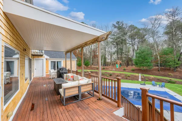 $1,849,000 | 23 Middle Pond Path, Marstons Mills, MA 02648