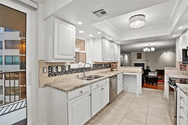 $5,995 | 1600 Gulf Boulevard, Unit 1016, Clearwater Beach, FL 33767