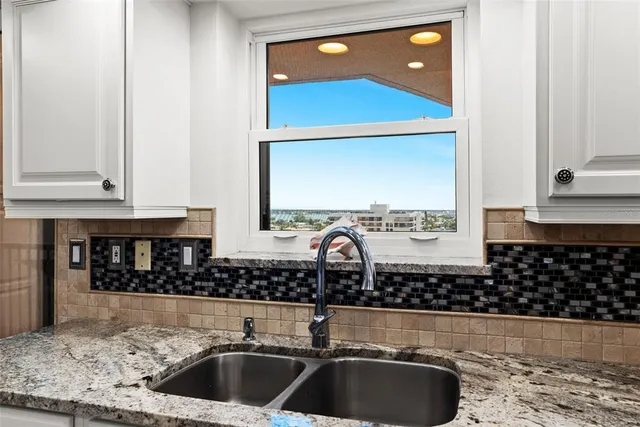 $5,995 | 1600 Gulf Boulevard, Unit 1016, Clearwater Beach, FL 33767