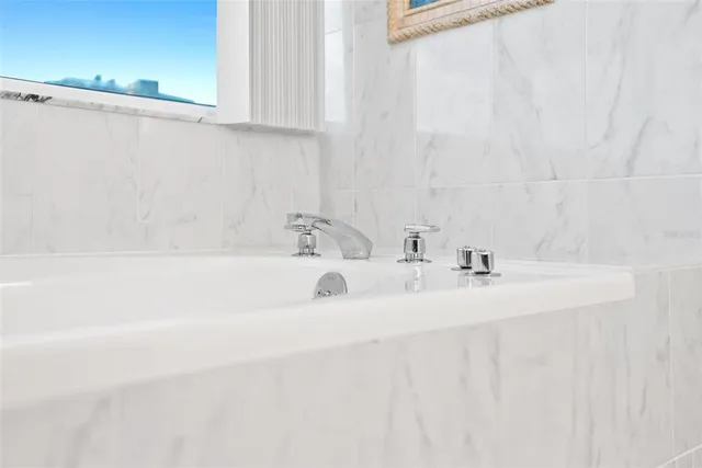 $5,995 | 1600 Gulf Boulevard, Unit 1016, Clearwater Beach, FL 33767