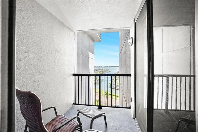 $5,995 | 1600 Gulf Boulevard, Unit 1016, Clearwater Beach, FL 33767