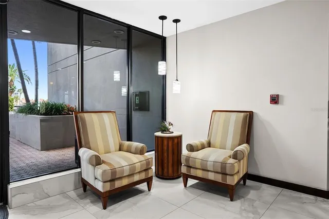 $5,995 | 1600 Gulf Boulevard, Unit 1016, Clearwater Beach, FL 33767