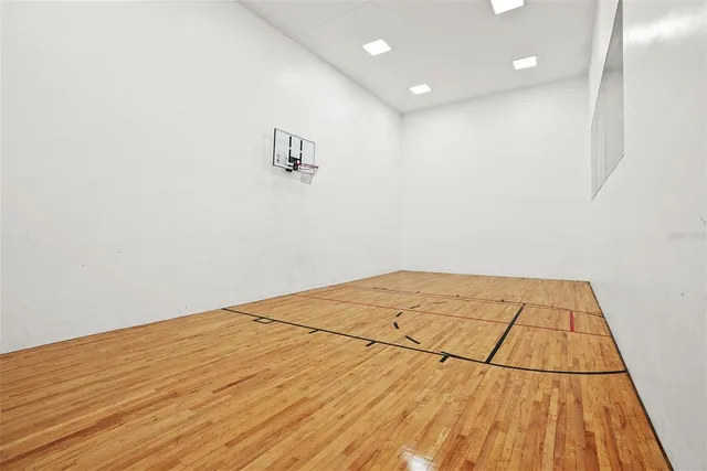 $5,995 | 1600 Gulf Boulevard, Unit 1016, Clearwater Beach, FL 33767