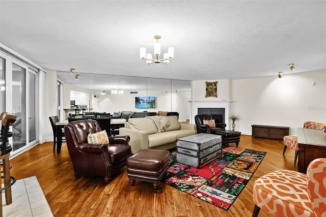 $5,995 | 1600 Gulf Boulevard, Unit 1016, Clearwater Beach, FL 33767