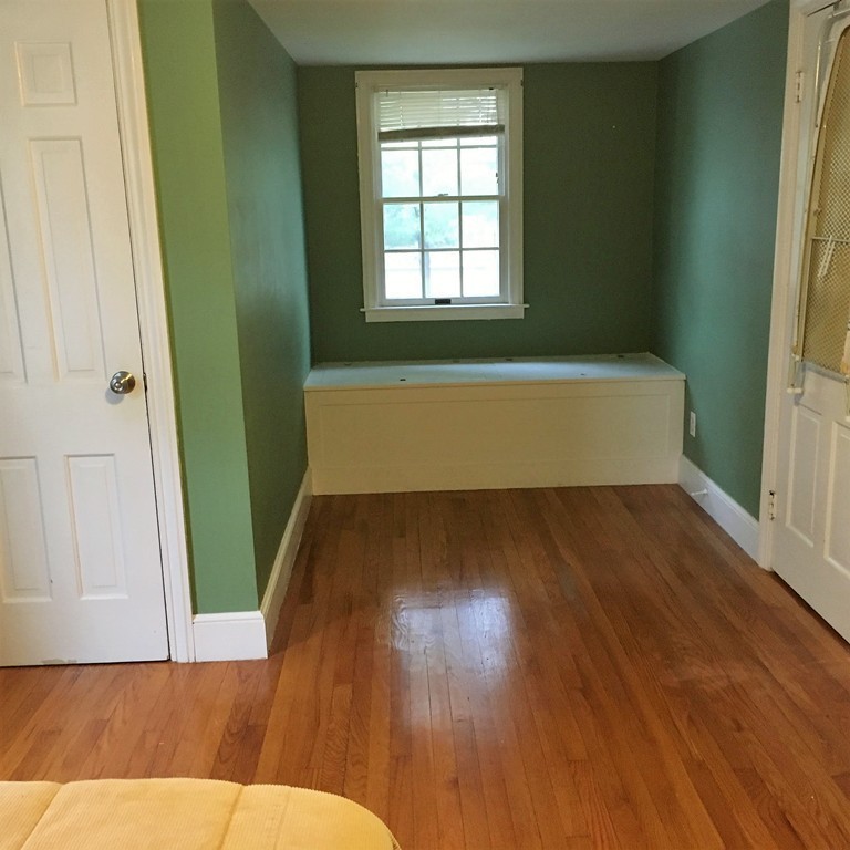 10 Alexander Road Worcester, MA 01606 - Photo 13 of 21 Gallery Image 13