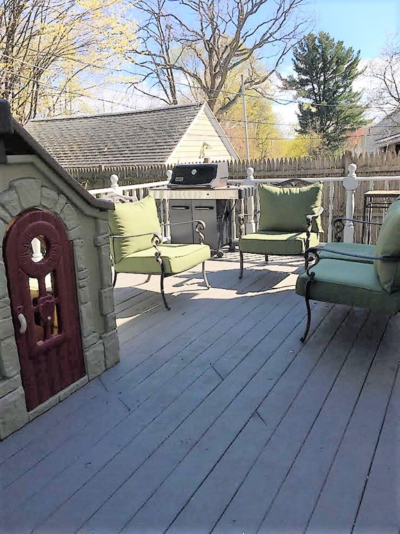 10 Alexander Road Worcester, MA 01606 - Photo 20 of 21 Gallery Image 20