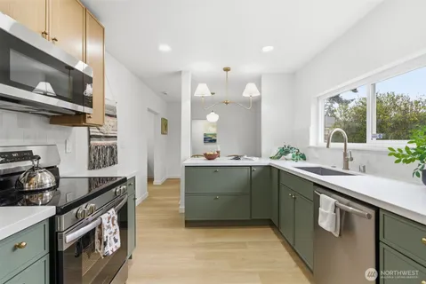 $699,500 | 9601 12th Avenue Northwest, Seattle, WA 98117