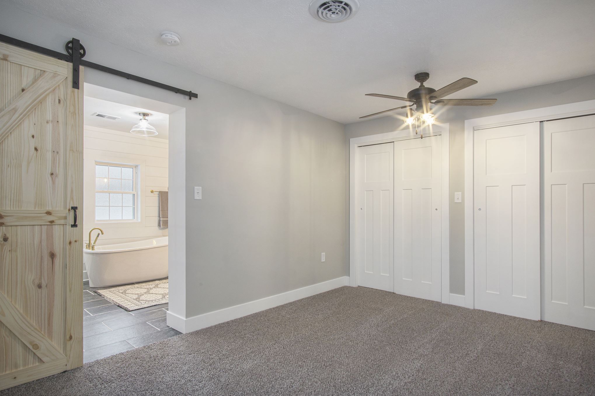 21564 Auten Road South Bend, IN 46628 - Photo 16 of 32 Gallery Image 16