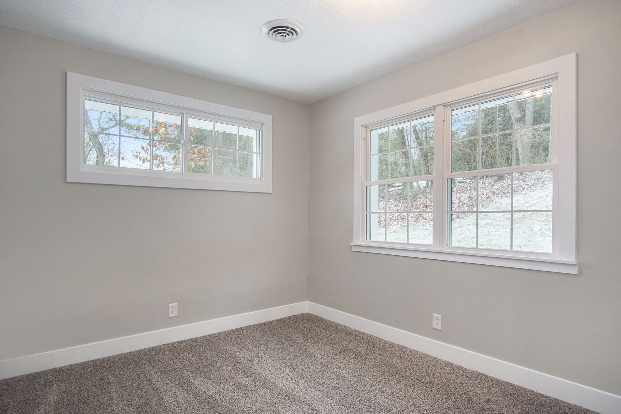21564 Auten Road South Bend, IN 46628 - Photo 24 of 32 Gallery Image 24
