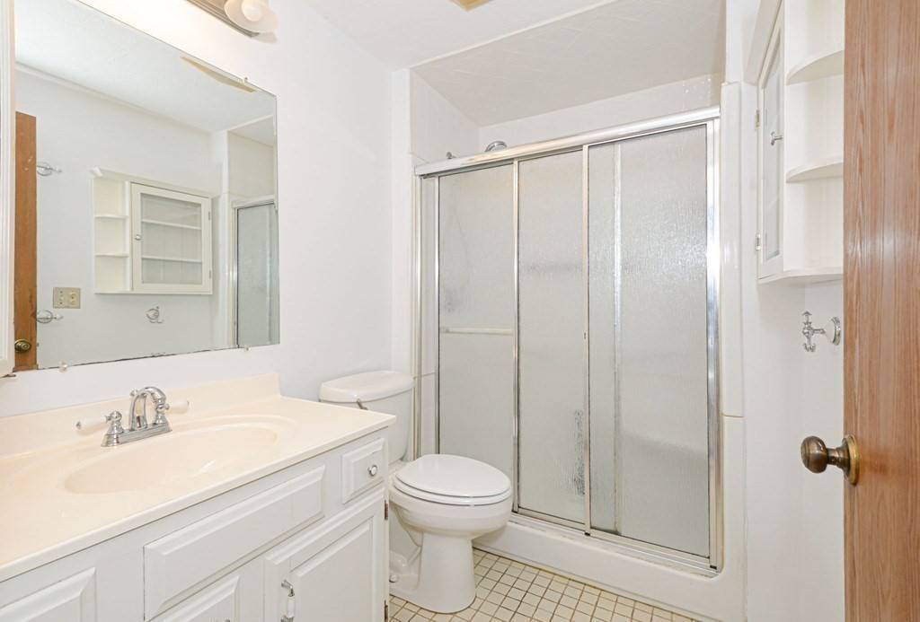 115 Ridgefield Circle, Unit A Clinton, MA 01510 - Photo 6 of 16 Gallery Image 6