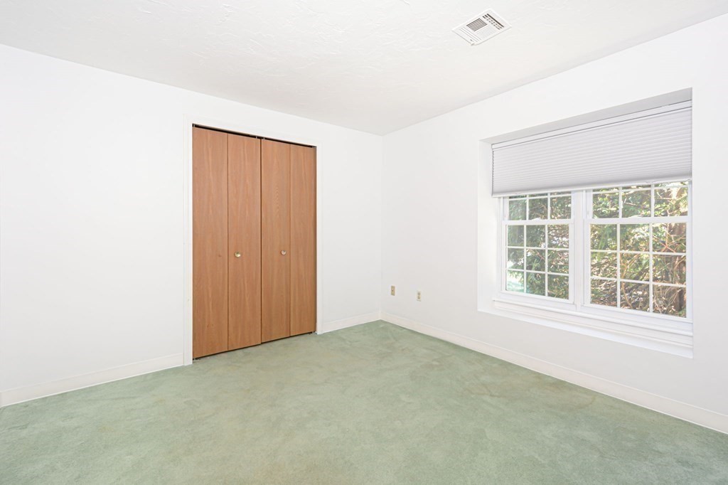 115 Ridgefield Circle, Unit A Clinton, MA 01510 - Photo 8 of 16 Gallery Image 8