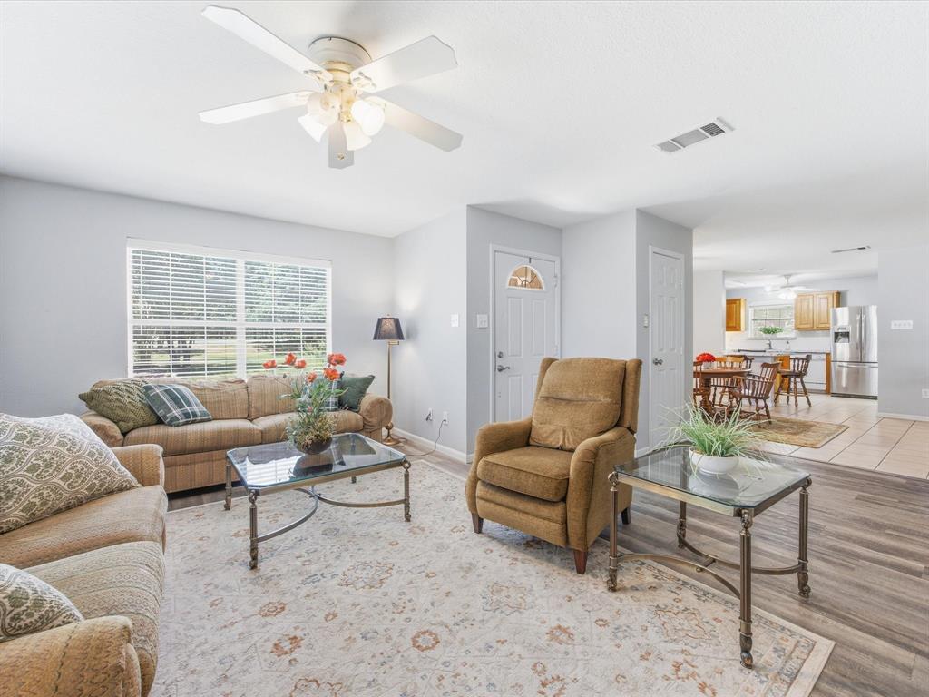 1100 Greg Street Azle, TX 76020 - Photo 12 of 39