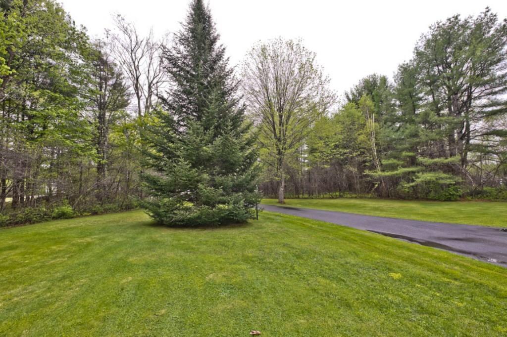 14 Wild Way Cumberland, ME 04021 - Photo 3 of 35 Long front yard and driveway for privacy